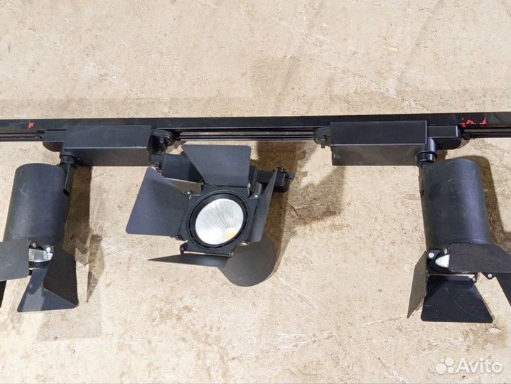 Трековый светильник Arte Lamp falenaa6720PL-1BK