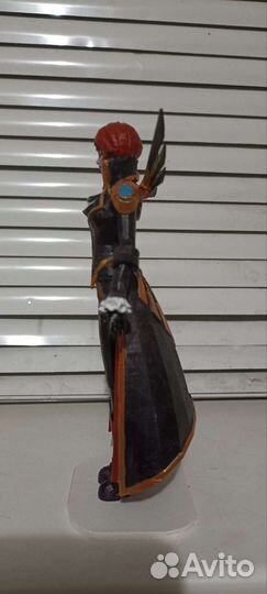 Фигурка Эйдора