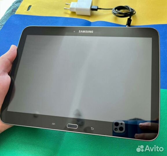 Планшет Samsung galaxy Tab 3 p5200