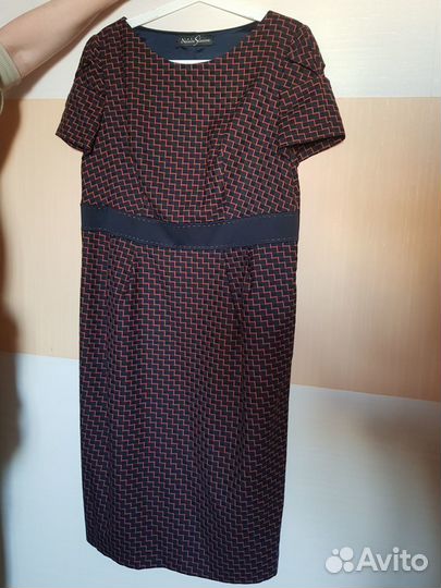 Платье футляр 46р. Новое