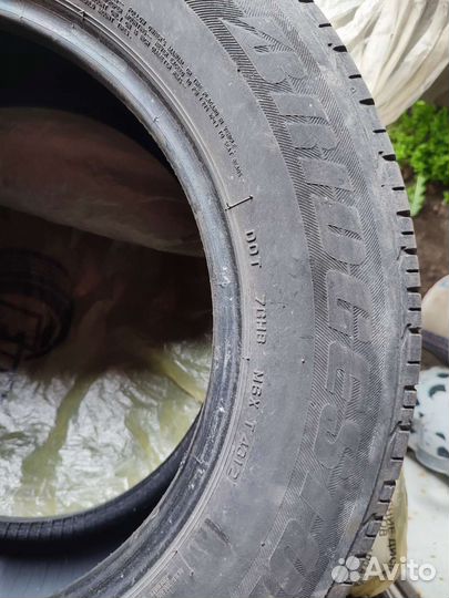 Bridgestone Dueler H/P 215/65 R16 98S