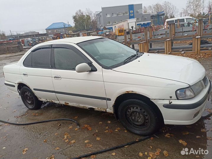 Nissan Sunny 1.3 AT, 1999, 300 000 км