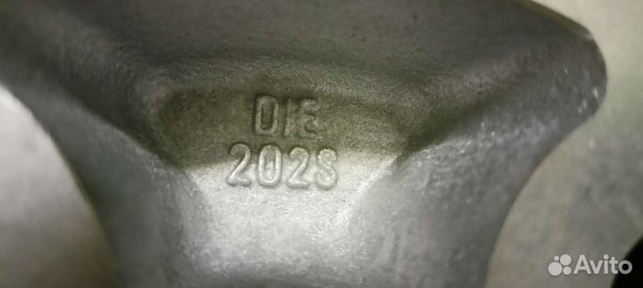 Диск колесный литой Toyota 15x6 JJ 45ET Оригинал