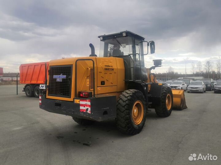 Фронтальный погрузчик Lonking LG833N, 2022