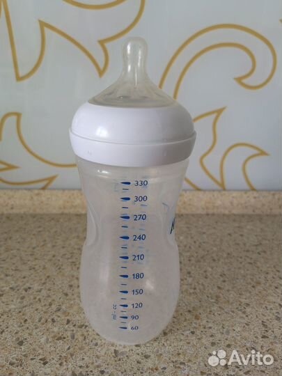 Бутылочка Avent 6м+ и ниблер