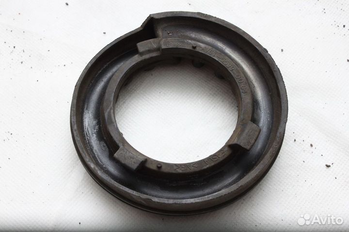 Проставка задней пружины верхняя Форд Фокус 3