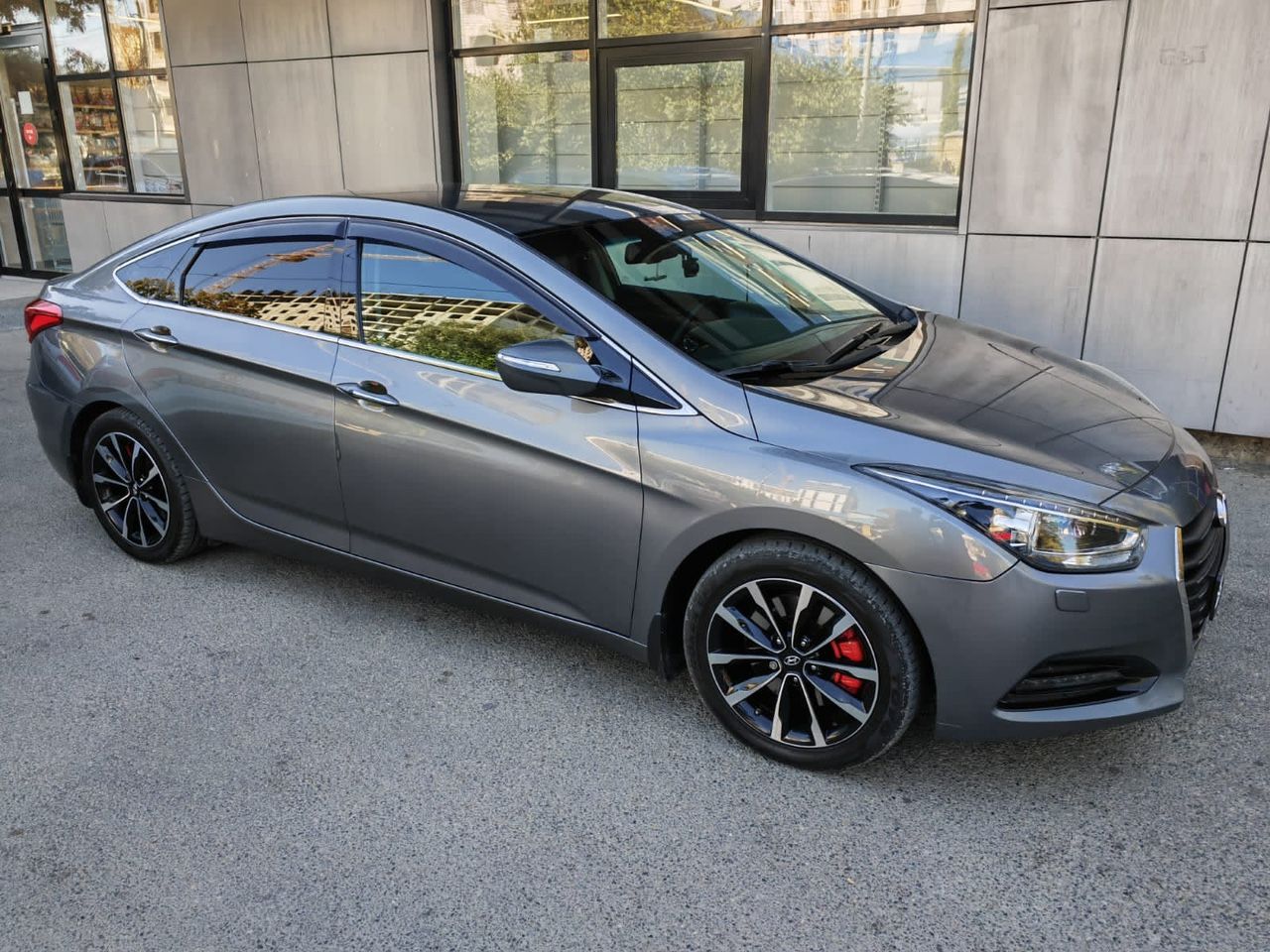 Hyundai i40: фото владельца