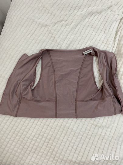 Топ спортивный iron by mirinova 44 р