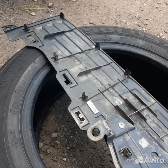 Накладка бампера Land Cruiser Prado 150 5216260090