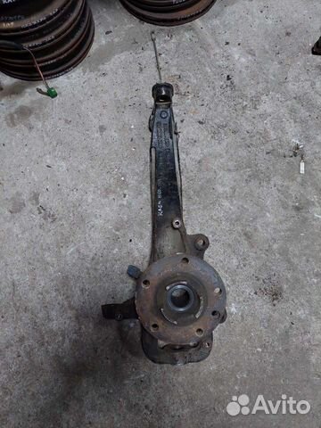 Правый поворотный кулак Порш Каен 955