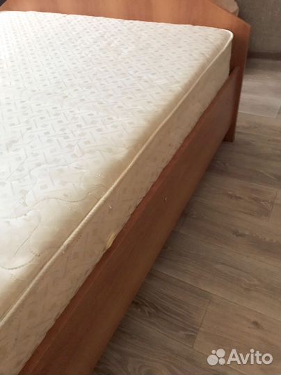 Кровать с матрасом бу 120*190