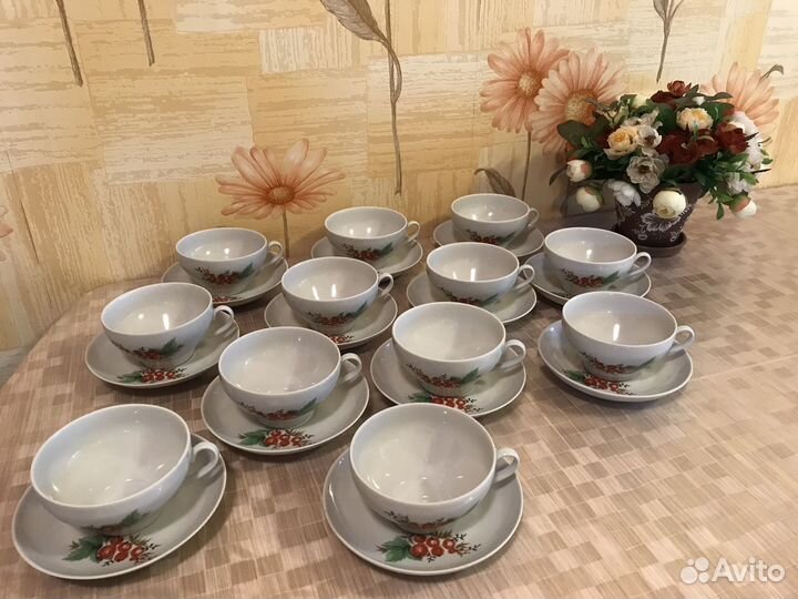 Сервиз чайный СССР «Крыжовник» Дулево на 12 персон