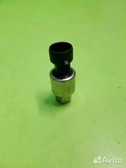 Датчик кондиционера Рено Логан Сандеро Ларгус