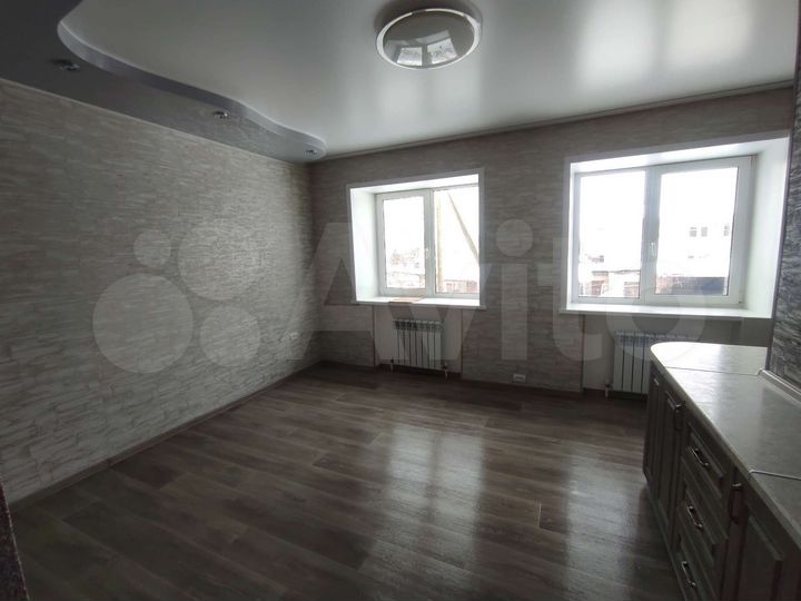 2-к. квартира, 62 м², 2/2 эт.