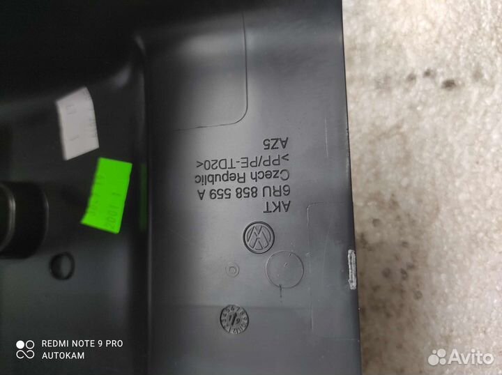 Кожух рулевой колонки Volkswagen Polo 5 рест