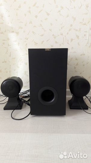 Сабвуфер с колонками sven SPS- 828