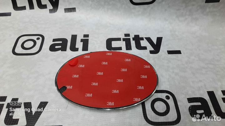 Знак Toyota стеклянный передний Камри 50 55 70