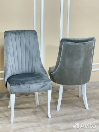 Стол: 32т стулья: 6300