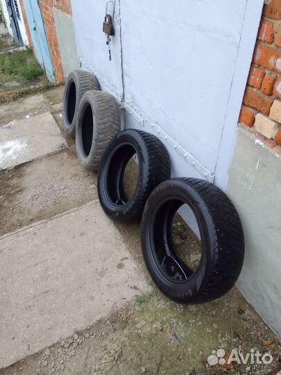 Goodyear Ultra Grip Ice Arctic 2 205/60 R16