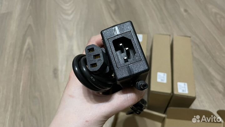 Оптом от 10шт. Блоки питания 12V 5A новые