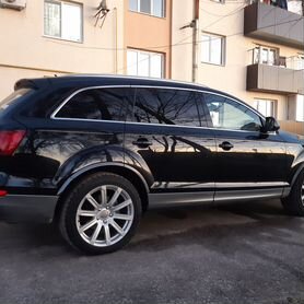 Колеса,Диски на audi q7 v12,резина Хакка9