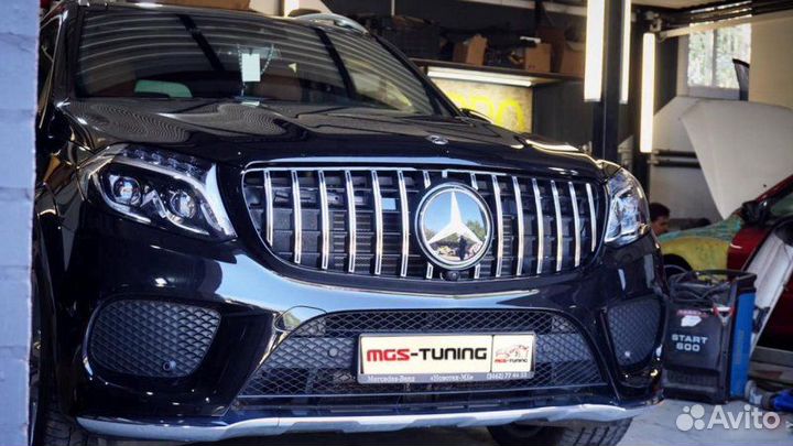 Решетка на Mercedes GLS X166 GT-Style Дистроник