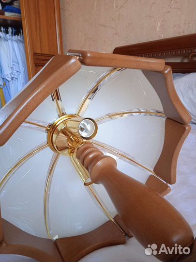 Лампа настольная Италия из дерева