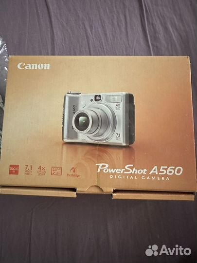 Компактный фотоаппарат canon