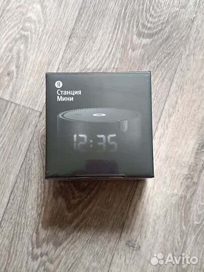 Яндекс станция мини с часами новая