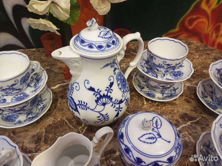 Набор гжель, на 12 персон. Торг имеется