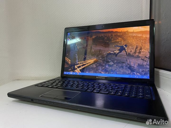 Шустрый ноутбук lenovo i3/4gb/intel hd 3000/500gb