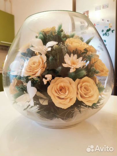 Живые цветы в вакууме