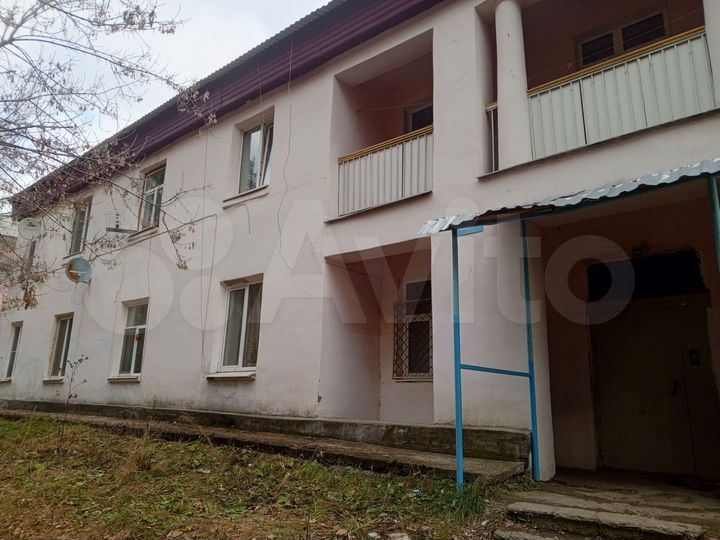 Комната 13 м² в > 9-к., 1/2 эт.