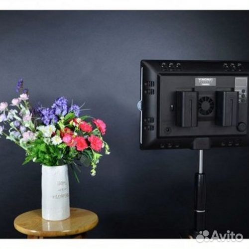 Осветитель диодный Yong Nuo YN-600S (5500K)