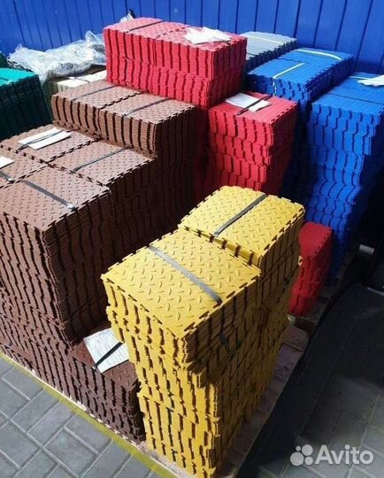 Модульная плитка пвх для гаража