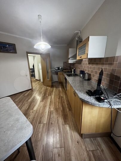 2-к. квартира, 57 м², 3/9 эт.