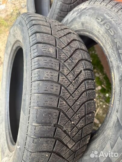 Pirelli Ice Zero 185/65 R15