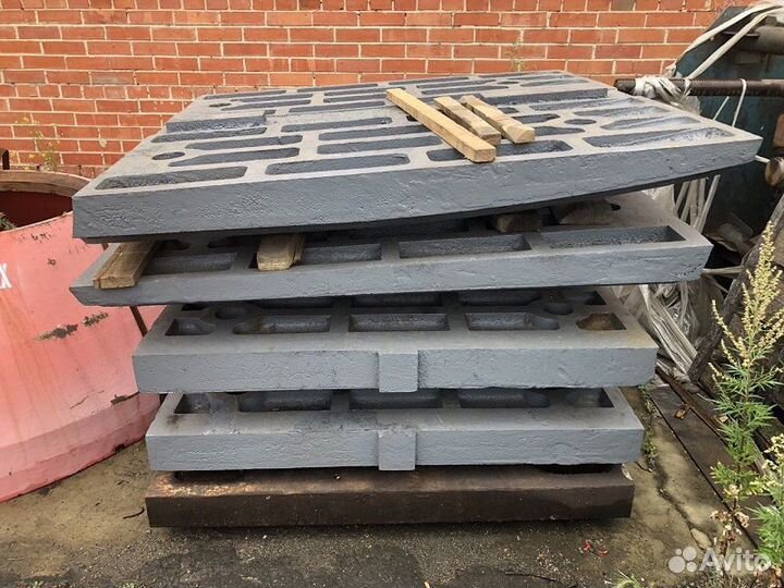 Запчасти щековой дробилки смд-118