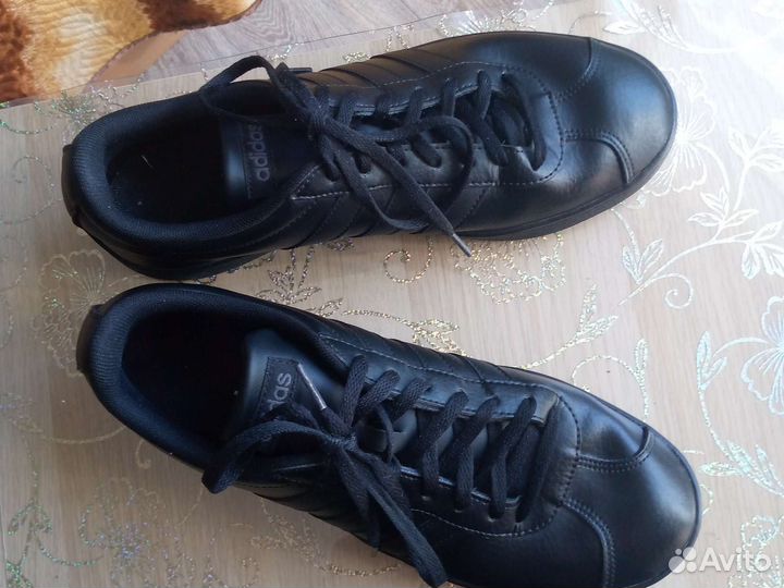 Кросовки новые 41-42