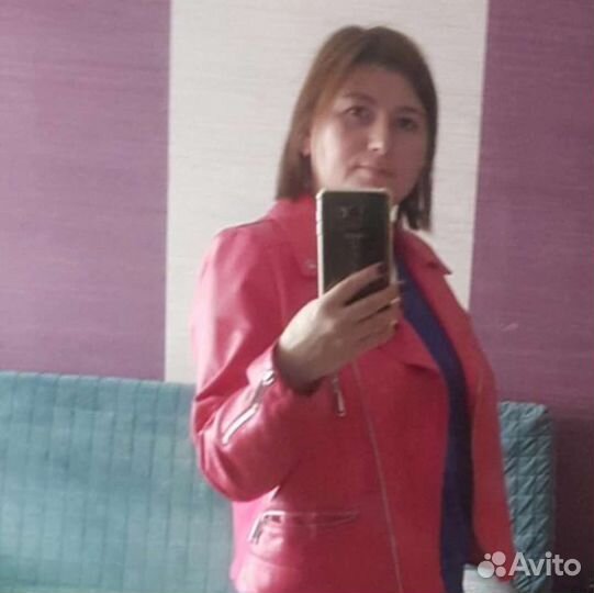 Старший продавец, зам.директора, администратор