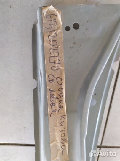 Стойка кузова левая Toyota Corolla 6131202270