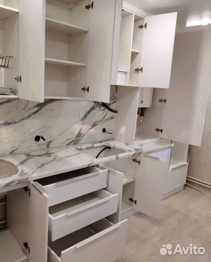 Кухонный гарнитур