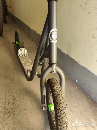 Самокат Mongoose expo 12