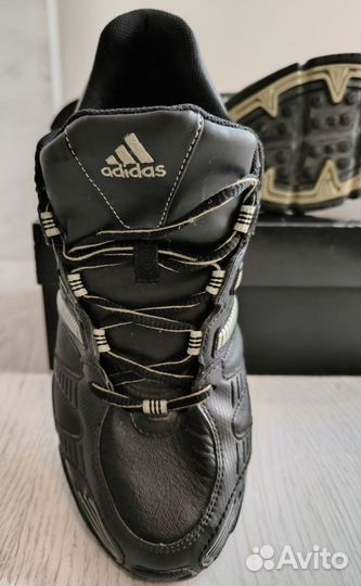 Кроссовки adidas оригинал 39 размер