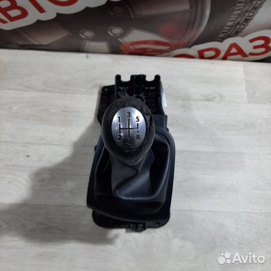 Селектор МКПП Renault Fluence 2012