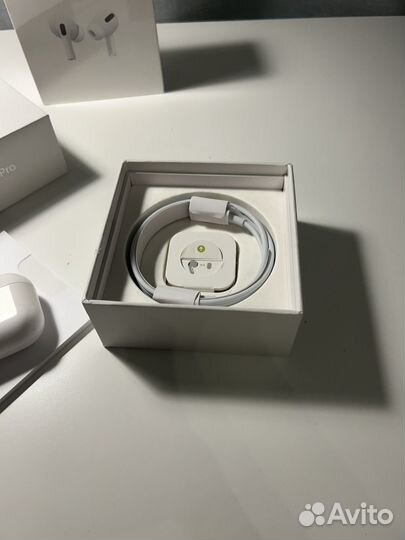 Беспроводные наушники apple airpods pro