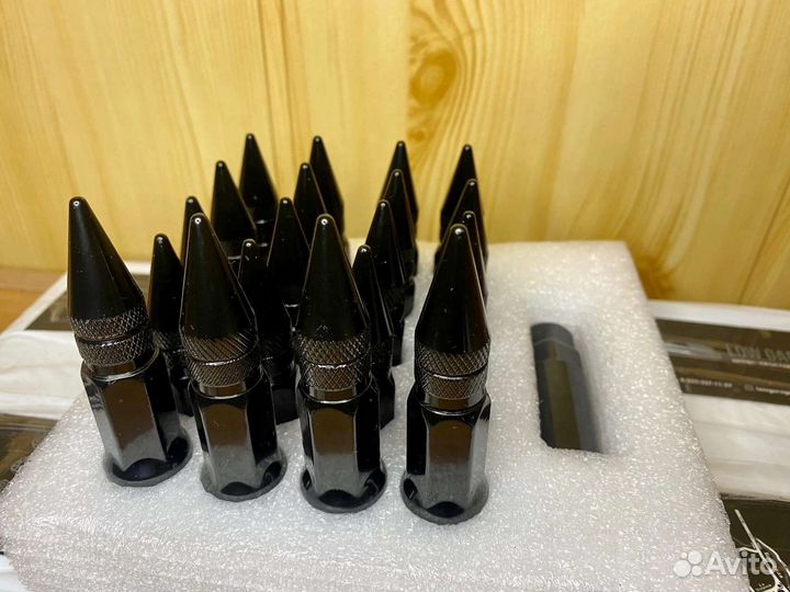 Гайки пики 12*1.25. Стальные. Черный хром