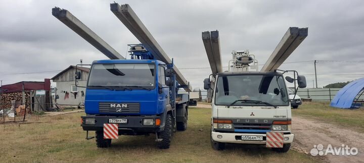 Ямобур. Установка столбов электрических, опор лэп