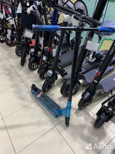 Трюковой самокат