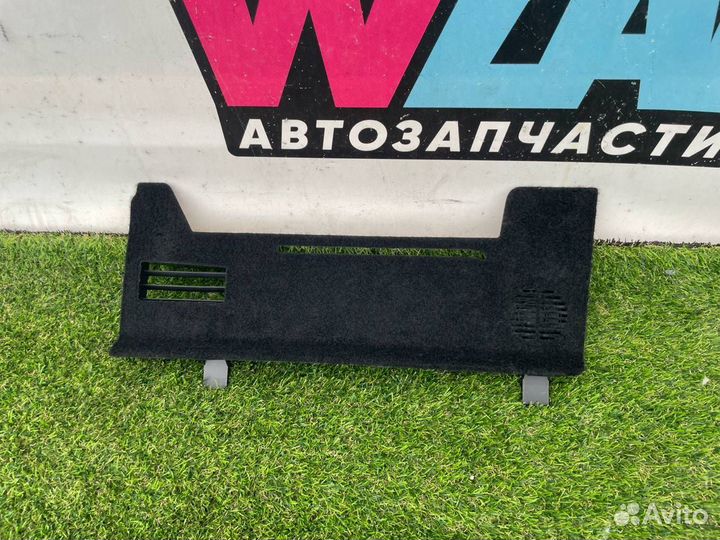 Декоративная накладка торпедо Tesla Model S